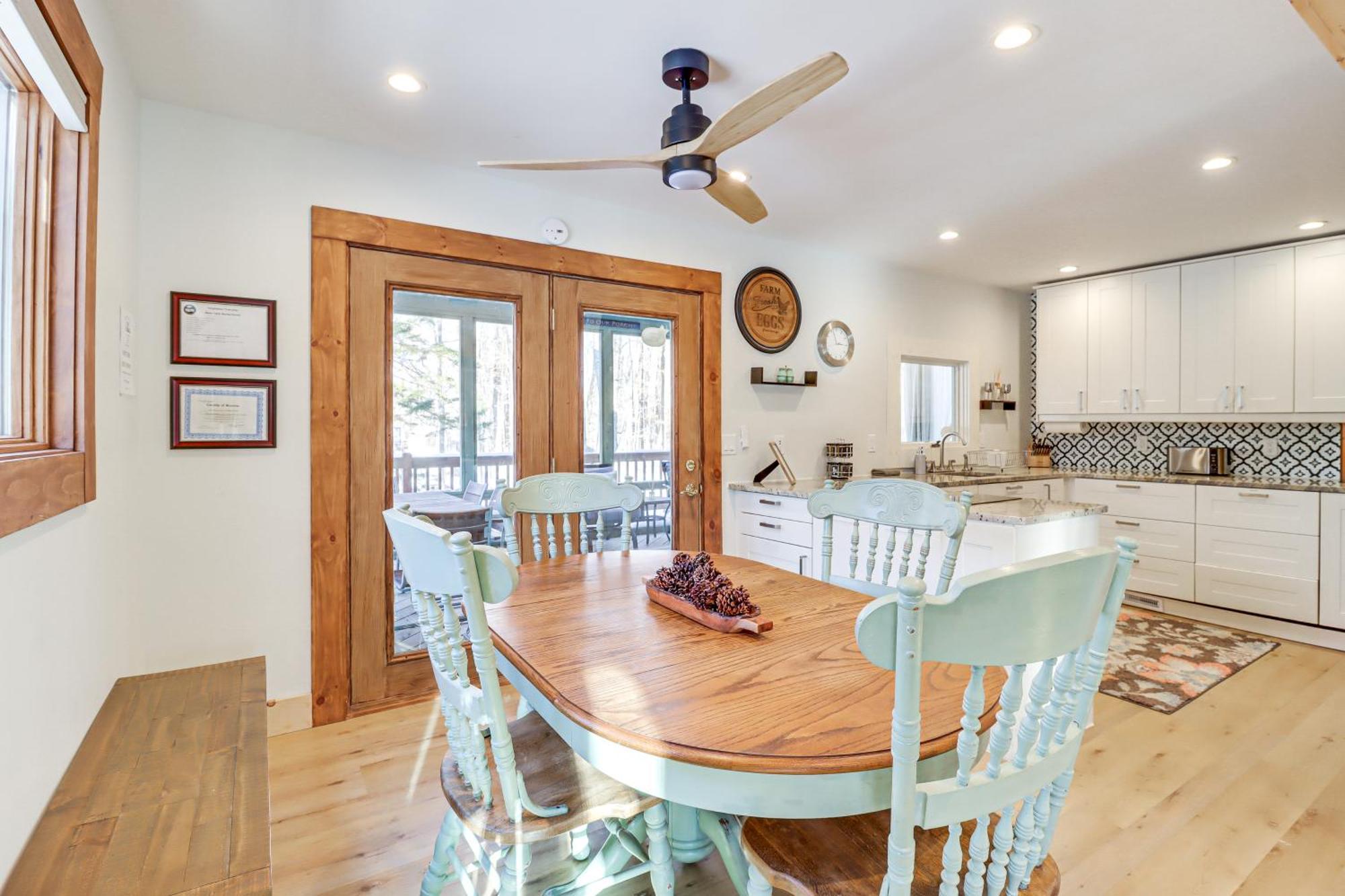 Fire Pit And Screened Porch Quiet Pocono Home! * Pocono Lake
